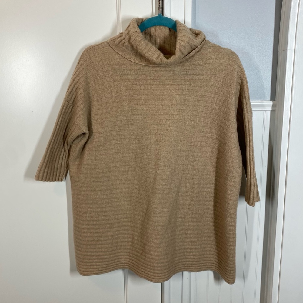 Sundance 100% Cashmere sweater boxy cut 3/4 sleeve size medium luxury turtleneck